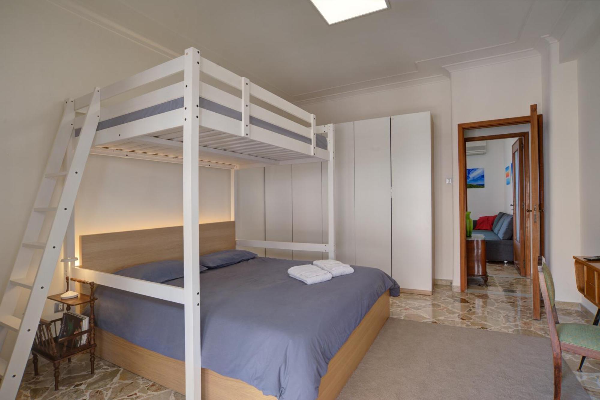 Top Floor Aparthotel Bentivoglio Катанія Екстер'єр фото